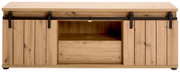 Frontale Ansicht eines Lowboards aus Holz mit Schiebetüren und einem offenen Fach in der Mitte.