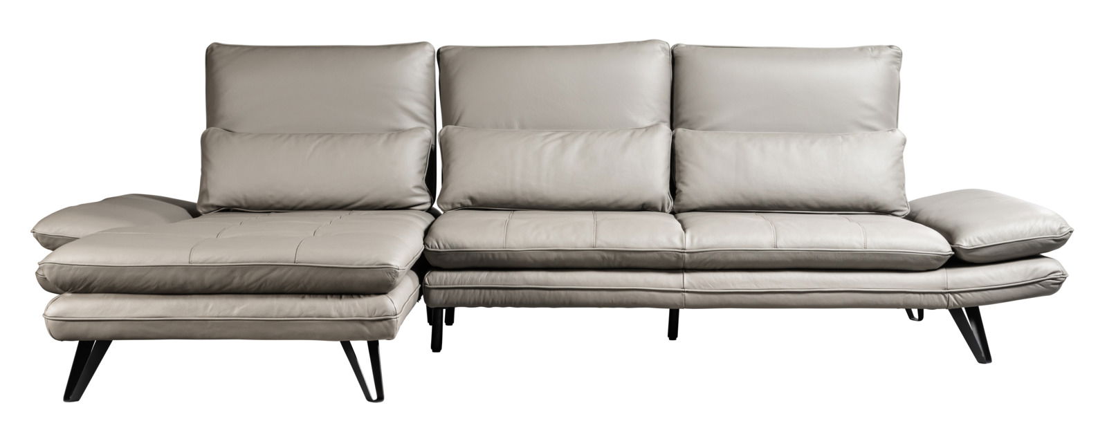 Graues Longchair-Sofa mit drei Sitzplätzen und schwarzen Beinen, Frontalansicht
