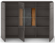 Frontansicht eines modernen Highboards mit offenen Türen, dunklem Holz und Glasregal in der Mitte.