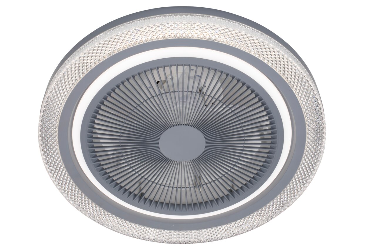 Deckenventilator mit modernem Design, von unten betrachtet, mit einem Gittermuster und einem dekorativen Rand.