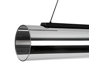 Nahaufnahme einer modernen LED-Hängeleuchte mit zylindrischem, transparentem Schirm und schwarzer Aufhängung.