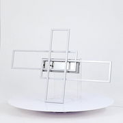 Moderne LED-Deckenleuchte mit geometrischem Design, seitliche Perspektive