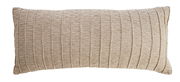 Beiges Kissen mit strukturiertem Muster, Vorderansicht