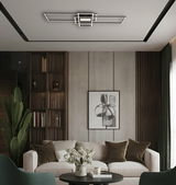 Moderne Deckenleuchte in geometrischem Design, von unten betrachtet, in einem stilvoll eingerichteten Wohnzimmer.