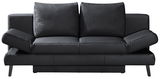 Schwarzes Querschläfer-Sofa aus Leder, Vorderansicht mit verstellbaren Armlehnen.