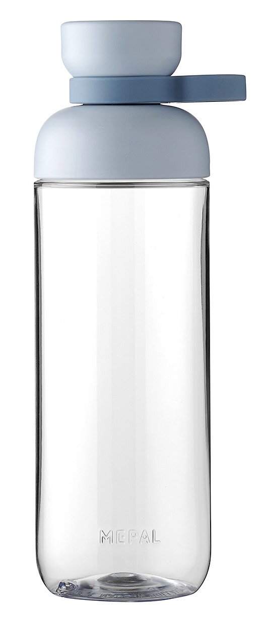 Trinkflasche Nordic Blue mit blauem Deckel, seitliche Ansicht