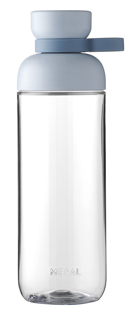 Trinkflasche Nordic Blue mit blauem Deckel, seitliche Ansicht
