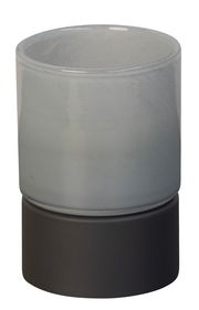 Akku-Windlicht in zylindrischer Form, seitliche Perspektive