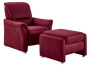 Roter Sessel mit passendem Hocker, seitliche Perspektive