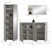 Maßgrafik eines modernen Badezimmermöbel-Sets in Hellgrau mit geriffelten Fronten: hoher Hochschrank mit Spiegel-/Türeinsatz, breites Sideboard mit offenen Fächern und Türen sowie Wandspiegel mit Ablage; dargestellt in frontaler Ansicht mit Maßangaben.