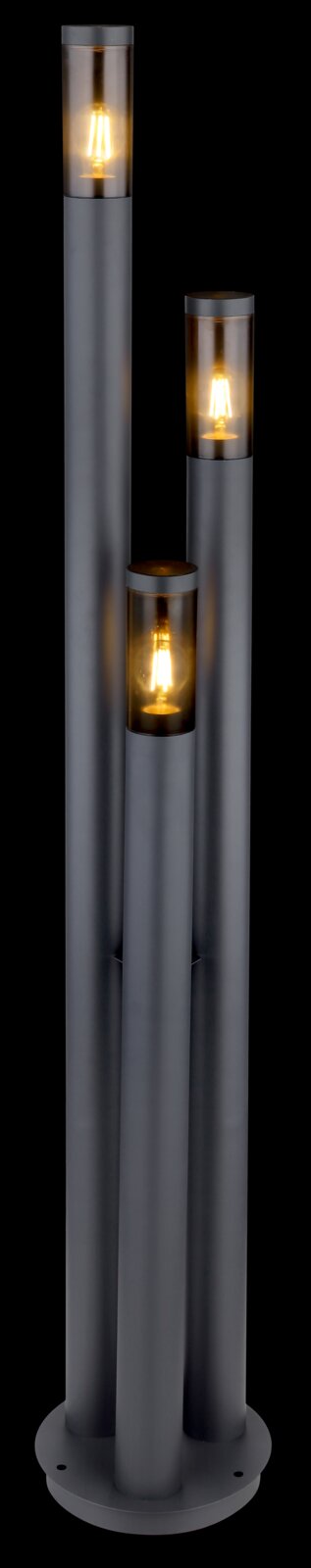 Moderne Außenleuchte mit drei unterschiedlich hohen, zylindrischen Lichtquellen, seitliche Perspektive