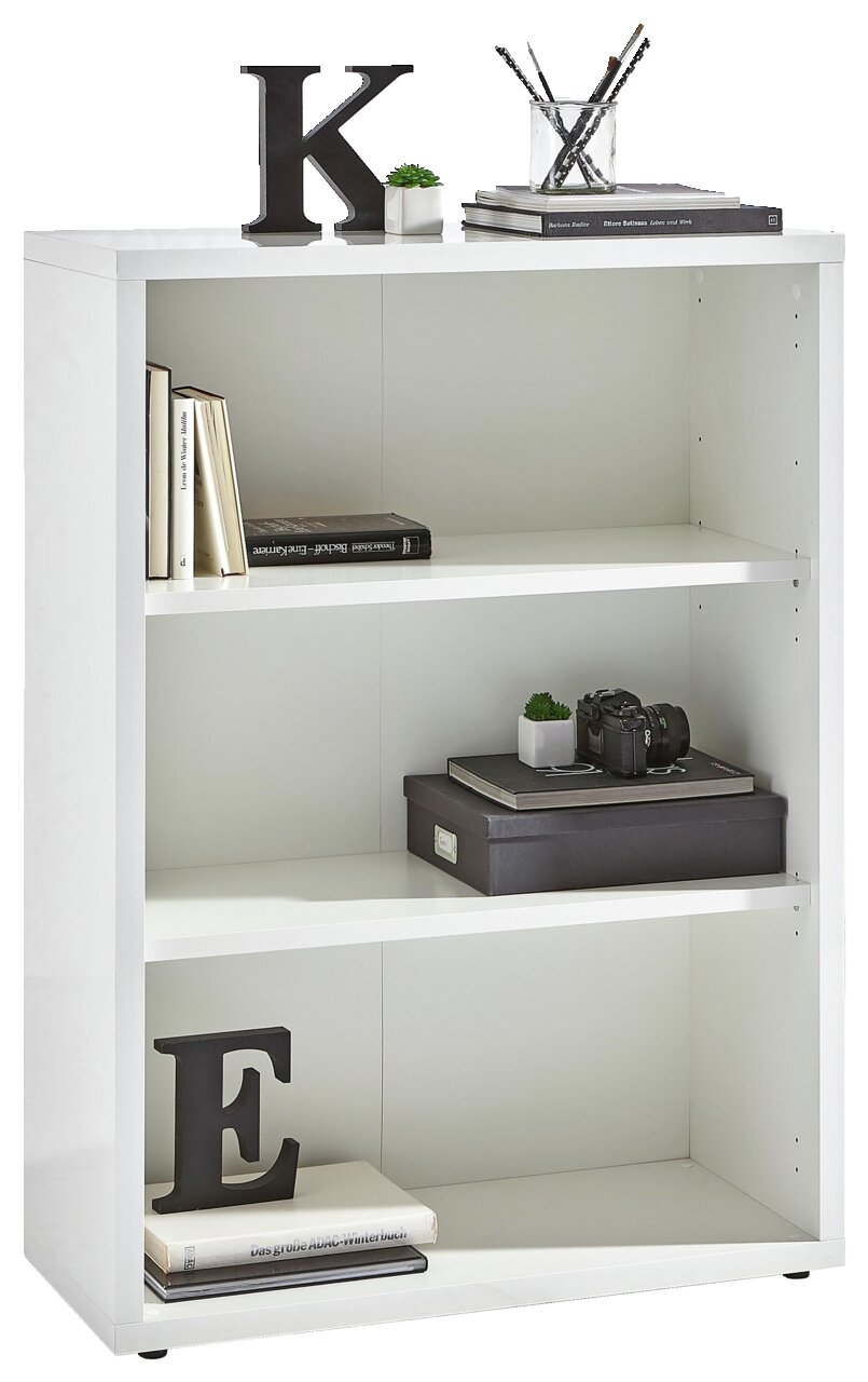 XORA Regal DIVINO Weißes Regal mit drei Ebenen, dekoriert mit Büchern, einer Kamera und kleinen Pflanzen, aus frontaler Perspektive.