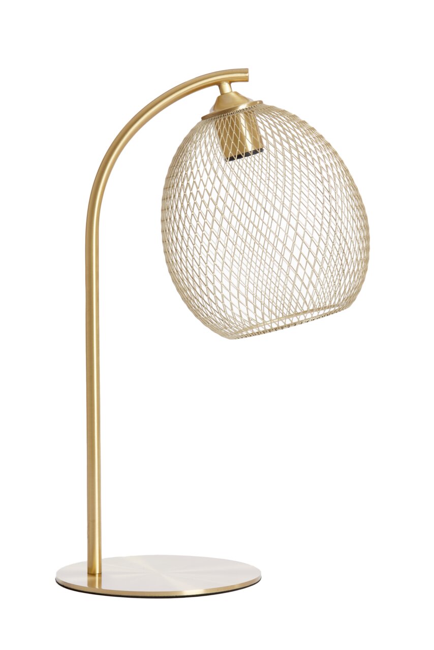 Elegante Tischleuchte mit gebogenem, goldfarbenem Ständer und einem dekorativen, netzartigen Lampenschirm aus Metall, seitliche Perspektive.