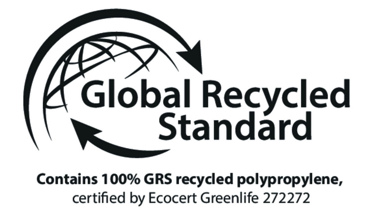 Logo des Global Recycled Standard mit der Aufschrift 'Contains 100% GRS recycled polypropylene, certified by Ecocert Greenlife 272272', aus der Vorderansicht.