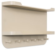 Beige Wandgarderobe mit fünf Haken und einem oberen Regal, seitliche Perspektive