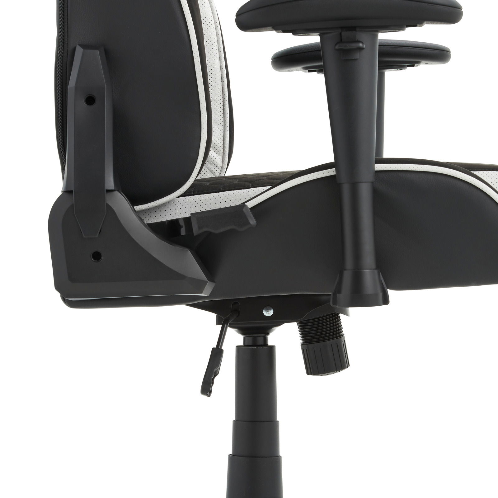 Seitliche Nahaufnahme eines Gaming Stuhls mit Armlehne und verstellbarem Mechanismus