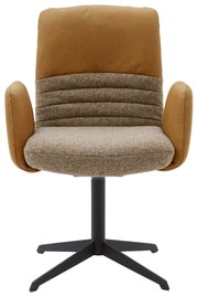 Vooraanzicht van een moderne fauteuil met bruine stoffen bekleding en een zwart metalen onderstel.