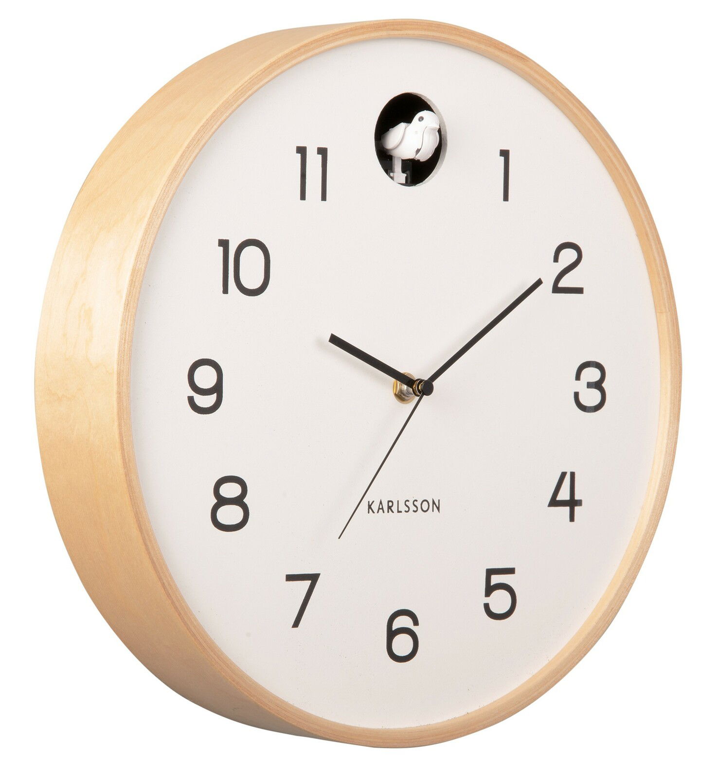 Moderne Wanduhr mit hellem Holzrahmen und schwarzem Ziffernblatt, seitliche Perspektive, mit kleinem Vogel oben.