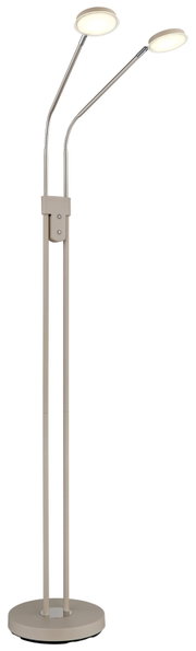 Moderne LED-Stehleuchte in Beige mit zwei flexiblen Lesearmen und runden Leuchtenköpfen, eingeschaltet, freigestellt auf weißem Hintergrund, Frontansicht in leichter Schrägperspektive