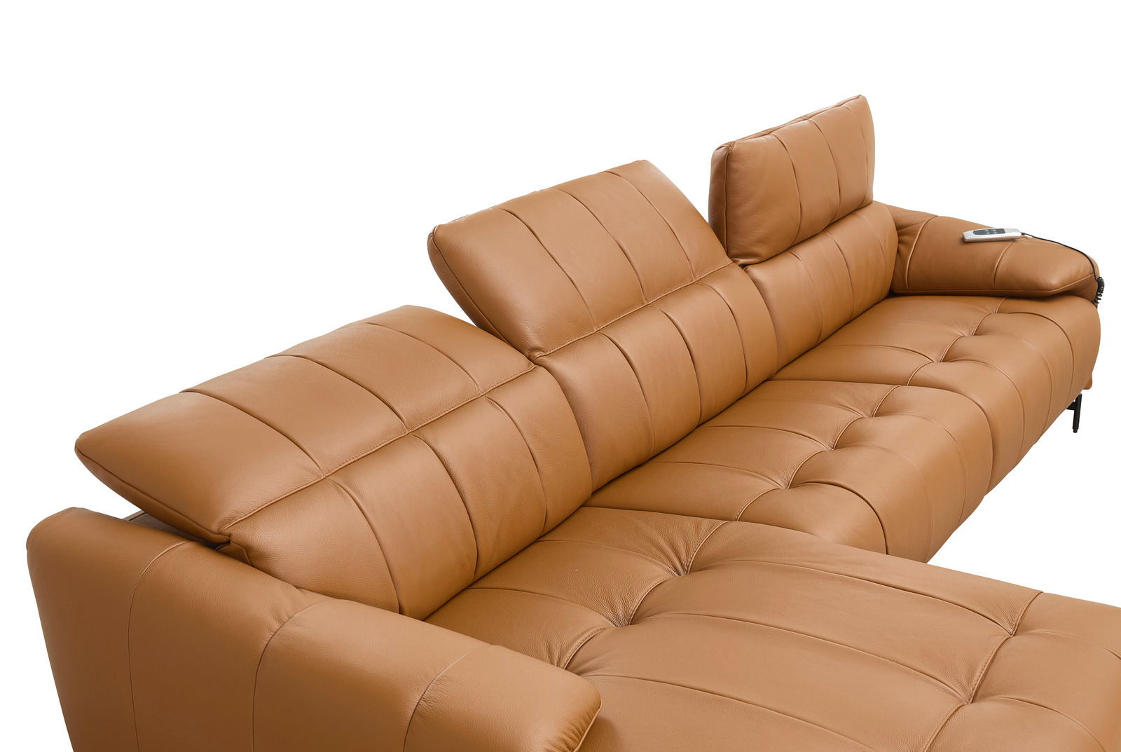 Braune Ledercouch mit verstellbaren Kopfstützen, seitlicher Perspektive