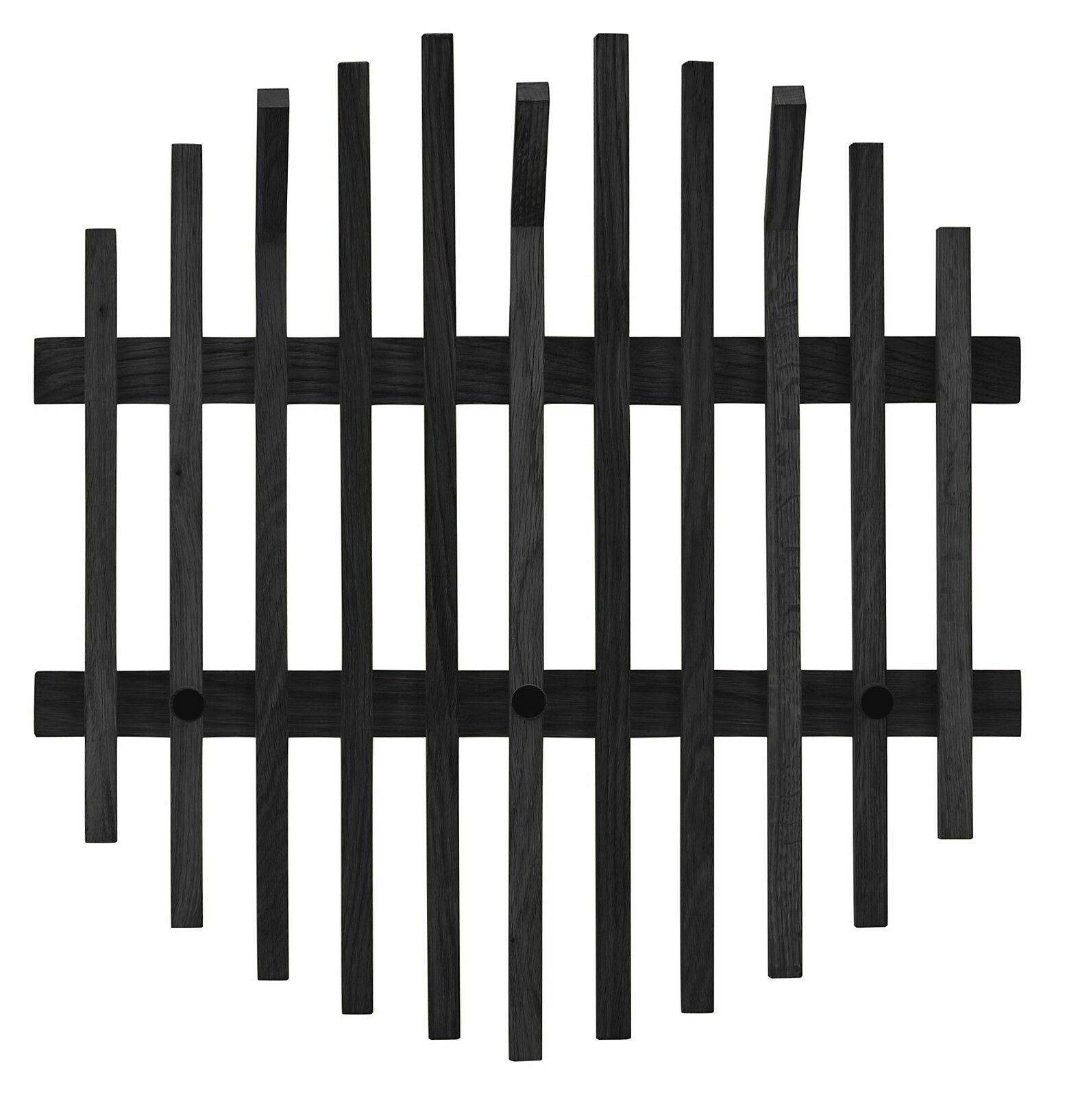 Vorderansicht eines modernen, schwarzen Garderobenpaneels mit vertikalen und horizontalen Holzlatten.