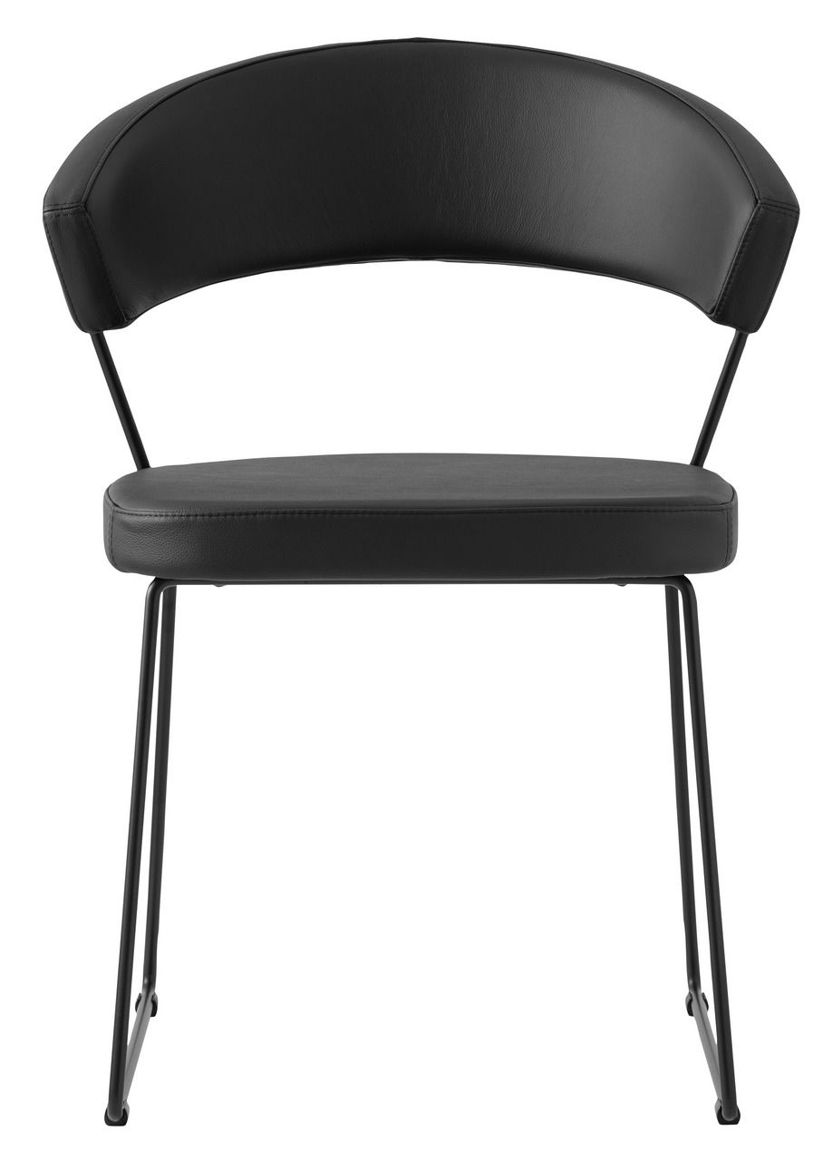 Moderner schwarzer Stuhl mit Metallbeinen, Vorderansicht