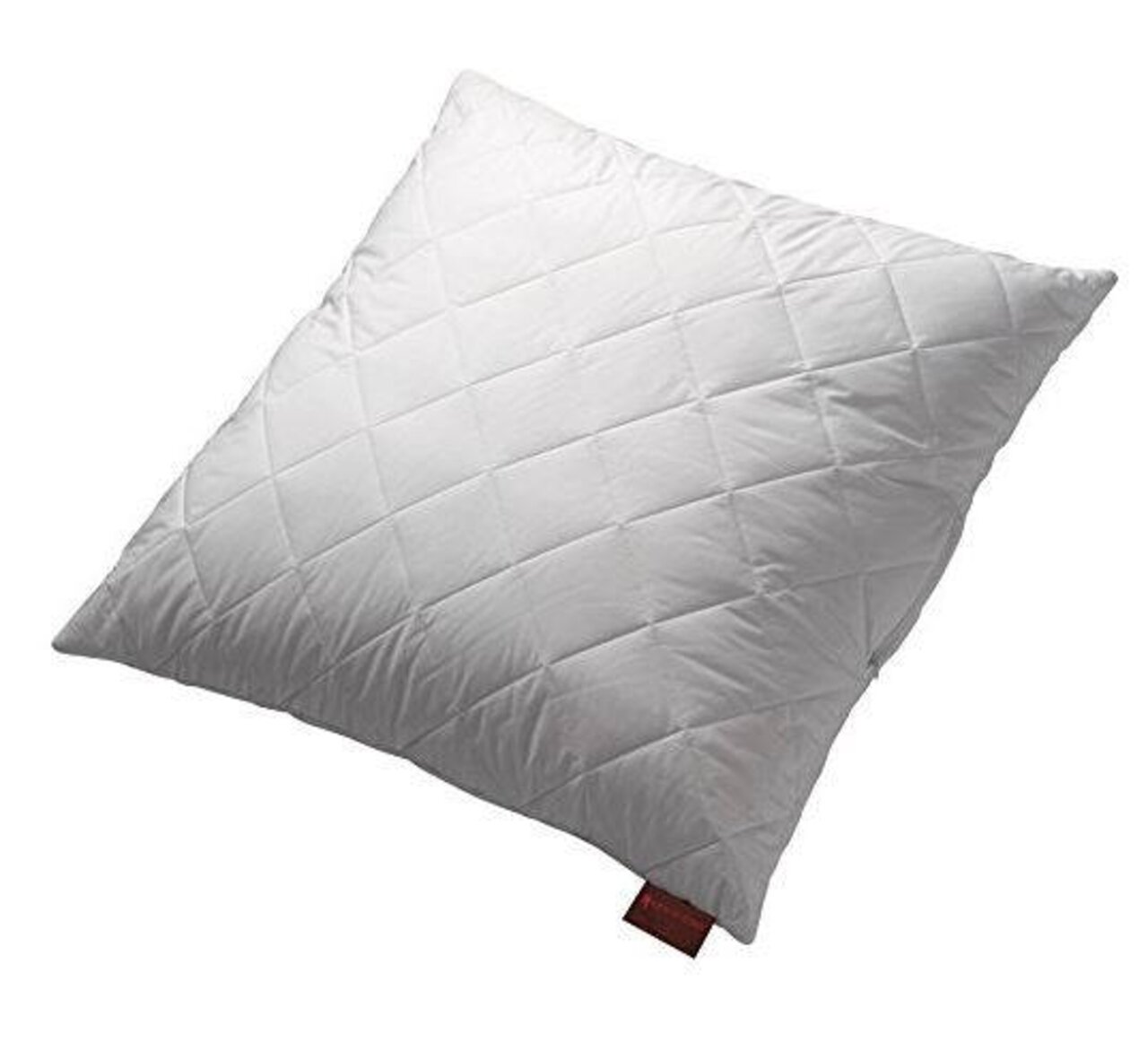 Gestepptes weißes Kissen in quadratischer Form, Größe 80x80cm, aus schräger Perspektive fotografiert.