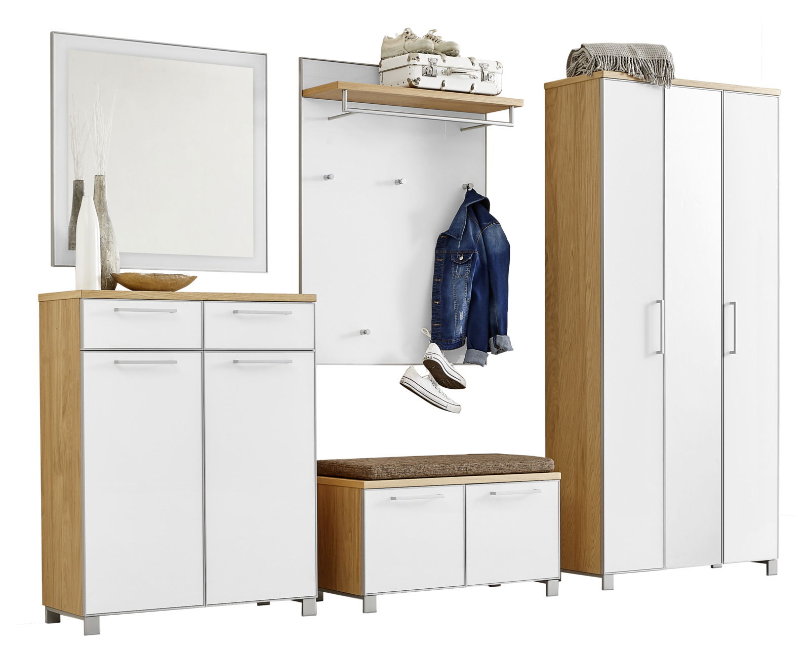 Garderoben-Set 6-tlg. in moderner Holz- und Weißoptik, bestehend aus einem großen Schrank, einer Kommode, einem Wandspiegel, einer Sitzbank mit Stauraum und einer Wandgarderobe mit Ablage. Frontalansicht.