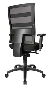 Rückansicht eines schwarzen Drehstuhls mit Netzrückenlehne und verstellbaren Armlehnen.