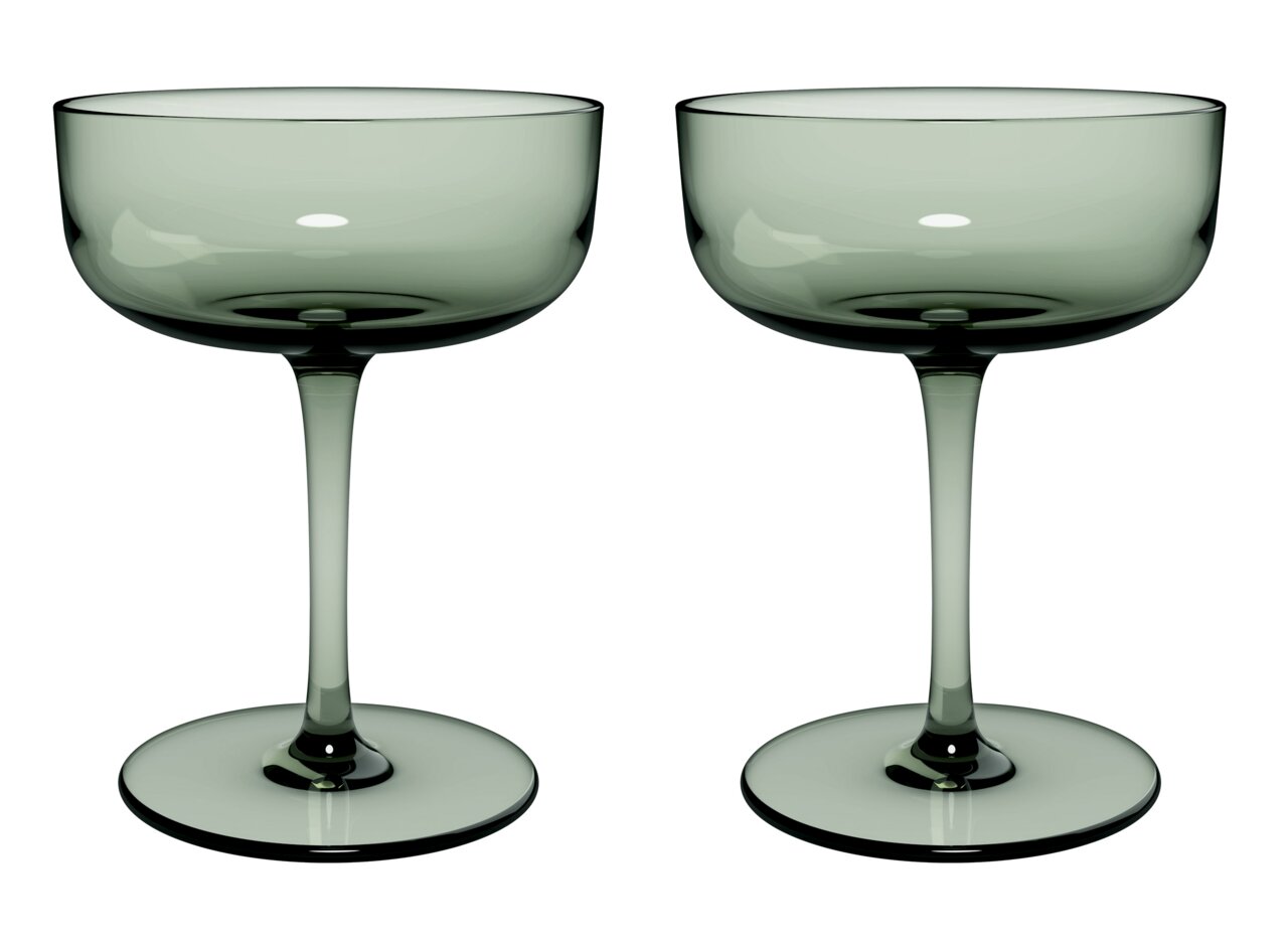 Like by Villeroy & Boch Champagne-/dessertschaaltjes, 2-delig LIKE SAGE Zwei elegante, grüne Sekt- oder Dessertschalen aus Glas, frontal nebeneinander stehend.