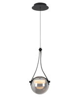 Moderne LED-Hängeleuchte SECCO mit kugelförmigem, rauchgrauem Glasschirm, von vorne betrachtet.