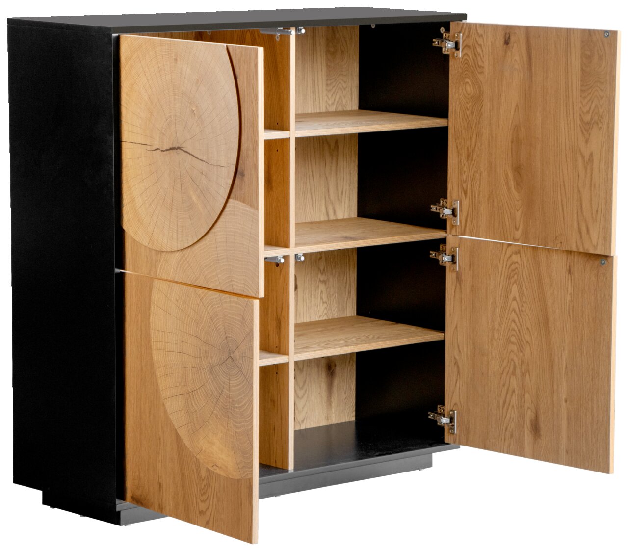 Open houten kast in zwart en eikenlook met twee deuren, een front met zichtbare dwarsdoorsnede van een boomstam en meerdere legplanken, perspectivisch aanzicht van schuin van voren
