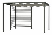 Moderner Sichtschutz aus Aluminium mit Lamellen und gewelltem Dach, seitliche Perspektive