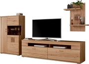 Houten wandcombinatie met tv-kast, vitrinekast en wandplank, gezien vanaf de voorkant