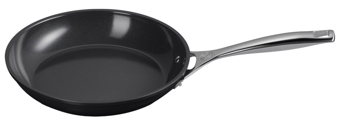 Keramik-Antihaftpfanne mit silbernem Griff, seitliche Perspektive
