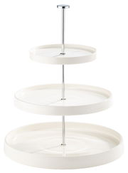 Dreistöckige Etagere aus weißem Porzellan mit Metallstange, seitliche Perspektive