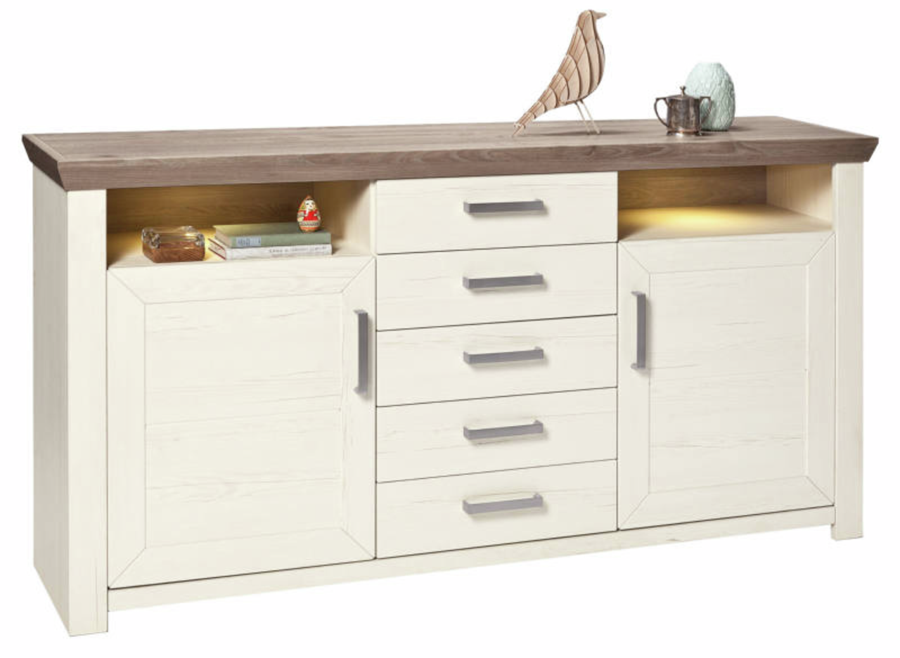 Elegantes Sideboard mit cremeweißen Türen und Schubladen, dunkler Holzplatte und dekorativen Elementen, frontal betrachtet.