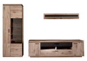 Wohnwand-Set aus Holzoptik in Eiche mit Vitrine, TV-Lowboard und Wandboard, Frontansicht auf weißem Hintergrund