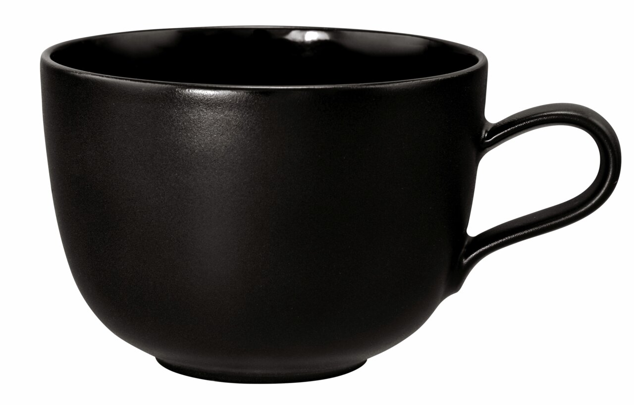 Schwarze Milchkaffeetasse mit Henkel, seitliche Perspektive