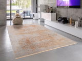 Designer Teppich in modernem Wohnzimmer, Perspektive von schräg oben