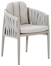 Moderner Gartensessel mit geflochtenem Design, seitliche Perspektive