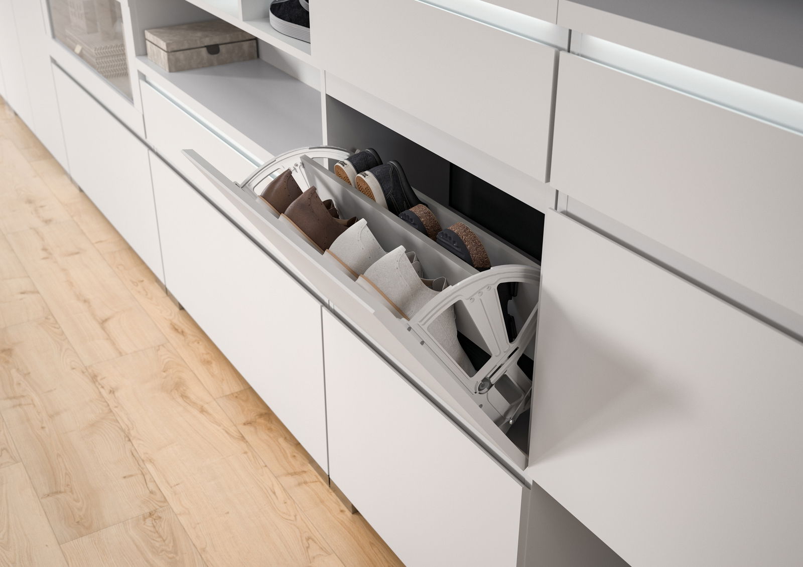 Schuhschrank-Set in moderner, weißer Optik mit ausziehbarem Schuhregal, seitliche Perspektive