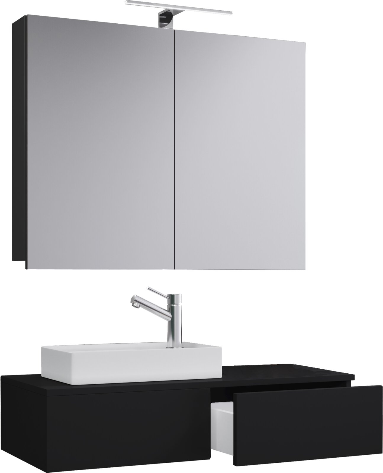 Modernes Badmöbel-Set mit schwarzem Waschtischunterschrank (Schublade geöffnet), weißem Aufsatzwaschbecken, verchromter Armatur und zweitürigem Spiegelschrank mit LED-Aufsatzleuchte, frontale Ansicht
