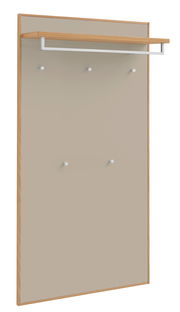 XL-Garderobenpaneel in Holzoptik mit mehreren Haken und einer Ablage, seitliche Perspektive