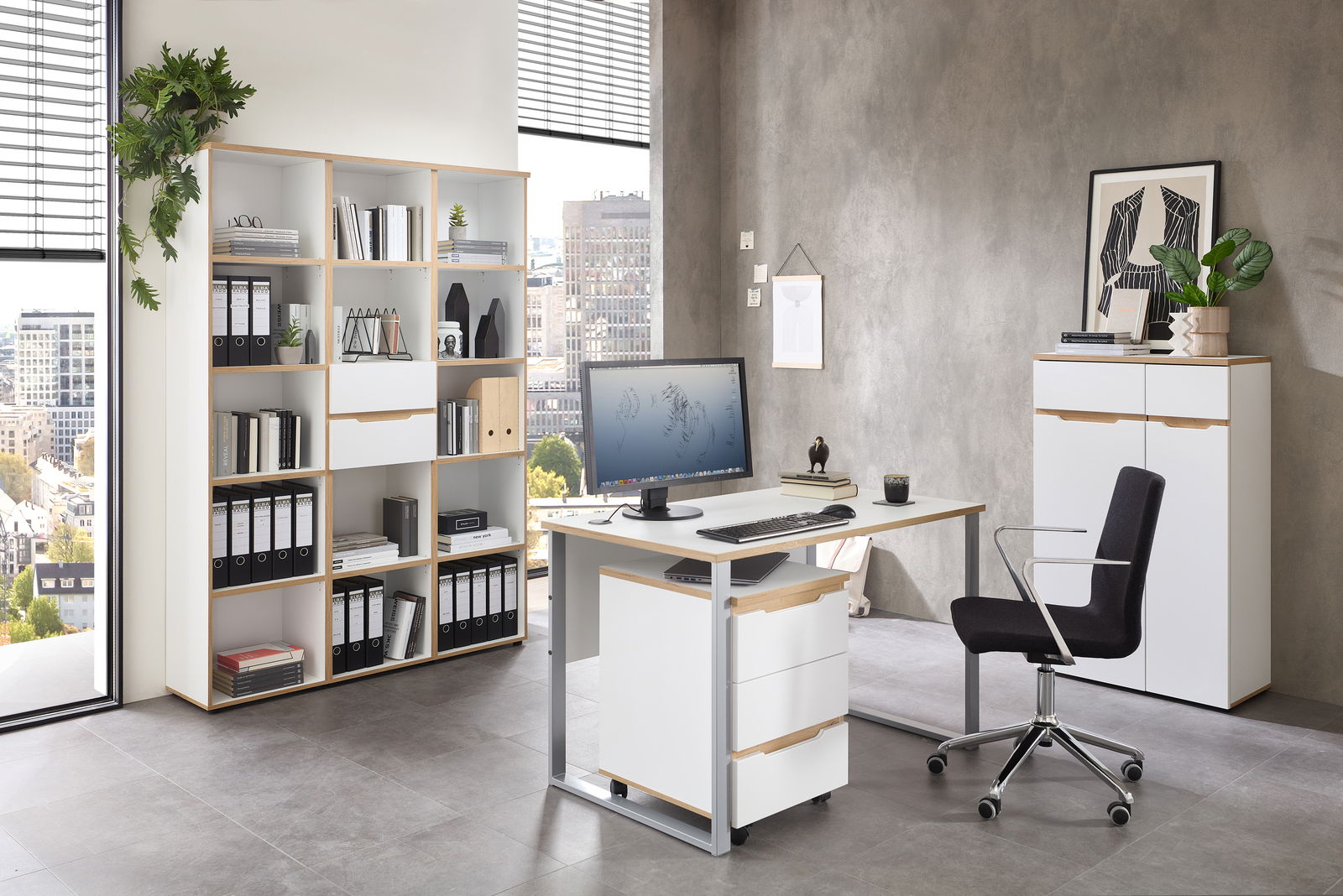 Voleo Schreibtisch schmal DETROIT Moderne Büroumgebung mit Schreibtisch, Rollcontainer und Regalsystem, seitliche Perspektive