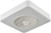 Weißer quadratischer Deckenlüfter mit rundem Luftgitter in der Mitte, Ansicht von unten in leichter Schrägperspektive.