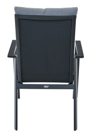 Rückansicht eines Comfort Plus Stapelsessels mit schwarzem Rahmen und grauem Kissen.