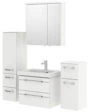 Badezimmermöbel-Set in Weiß mit Spiegelschrank, Waschbeckenunterschrank und zwei Hochschränken, frontale Ansicht