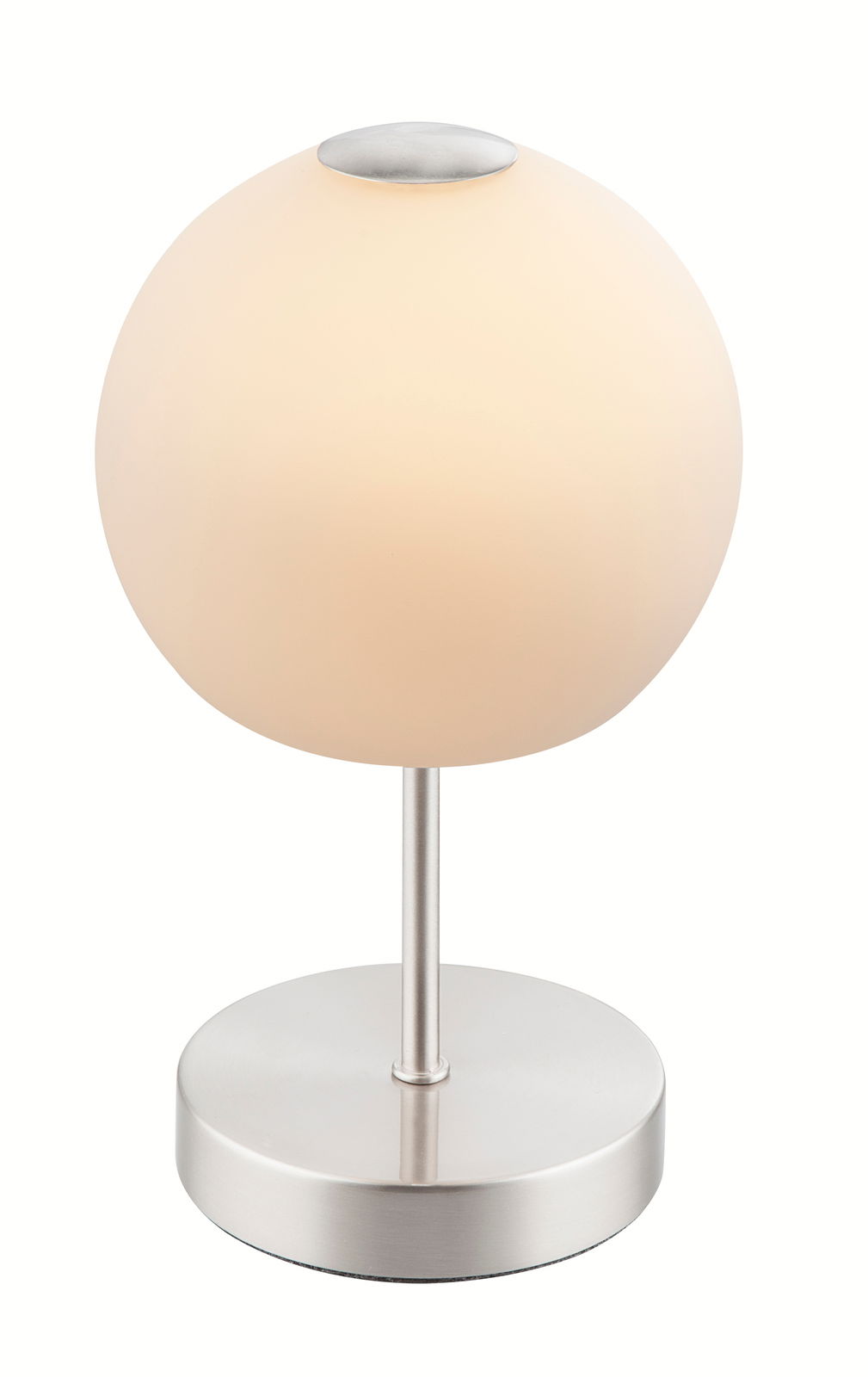 Moderne Tischleuchte aus mattem Nickel mit kugelförmigem, opalem Lampenschirm, seitliche Perspektive.