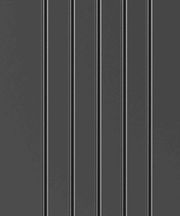Nahaufnahme einer strukturierten, vertikal gestreiften Oberfläche in dunklem Grau